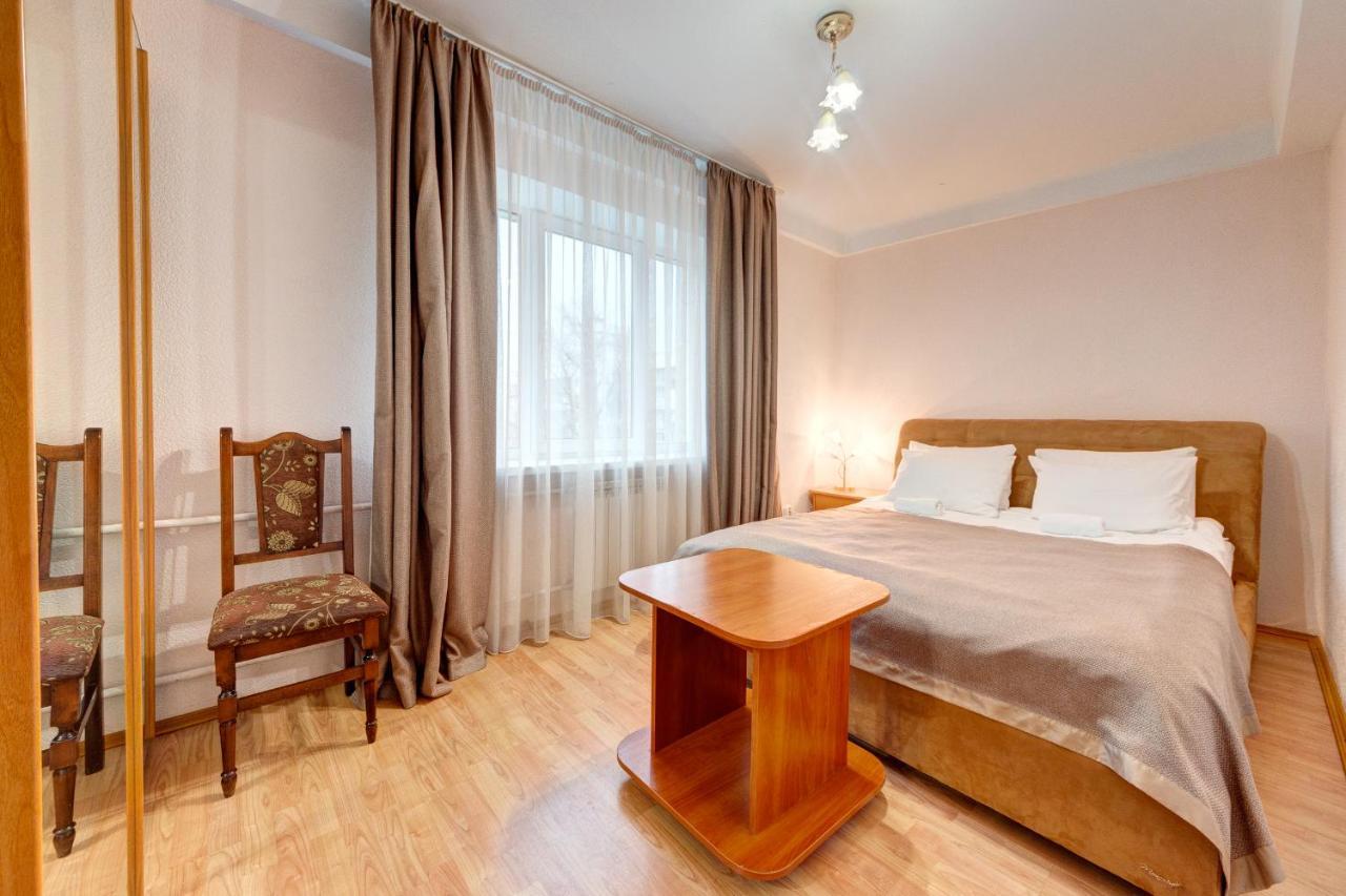 Holosiyvsky Hotel Kyiv Exterior foto